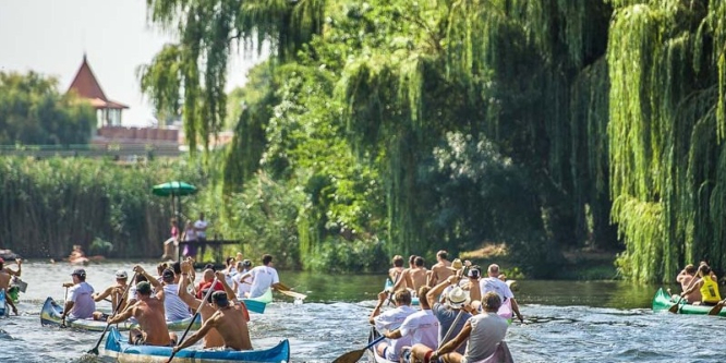 Kajak-kenu vízisport és szabadidő club